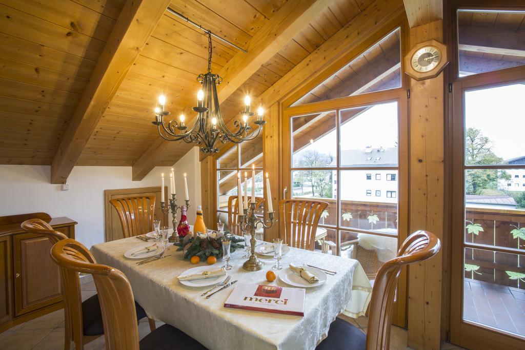Appartement Golden Gapa Penthouse 1 à Garmisch-Partenkirchen Chambre photo