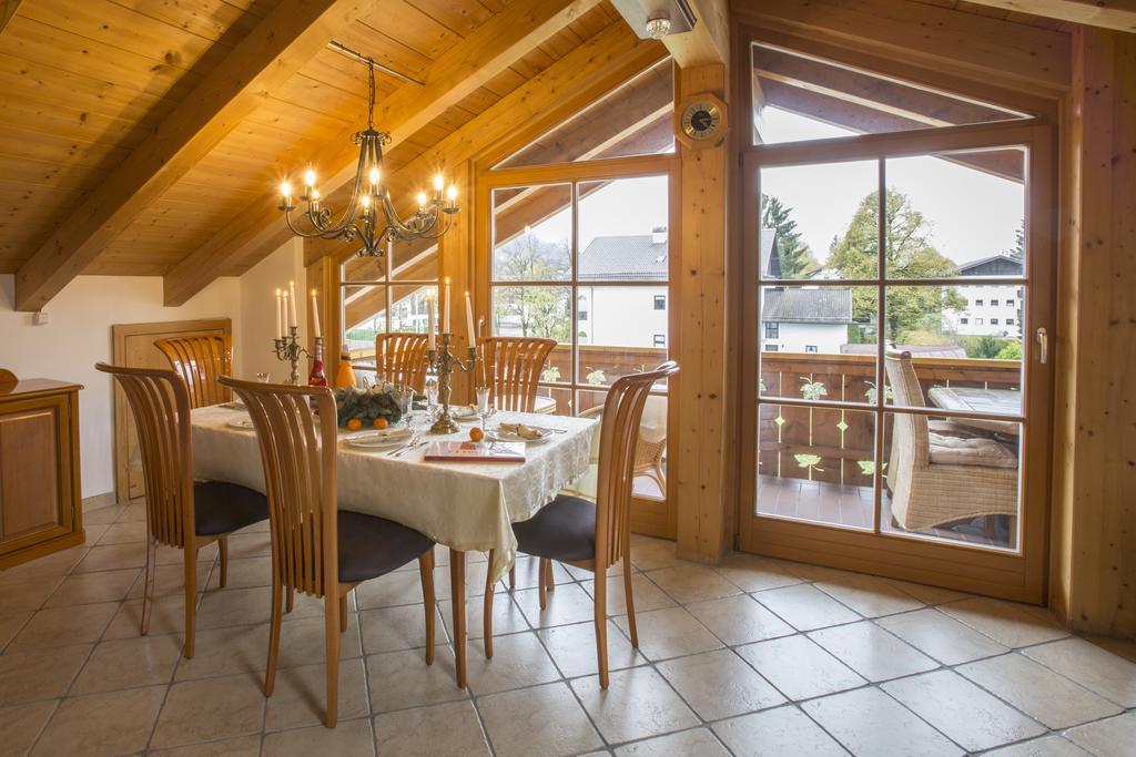 Appartement Golden Gapa Penthouse 1 à Garmisch-Partenkirchen Chambre photo